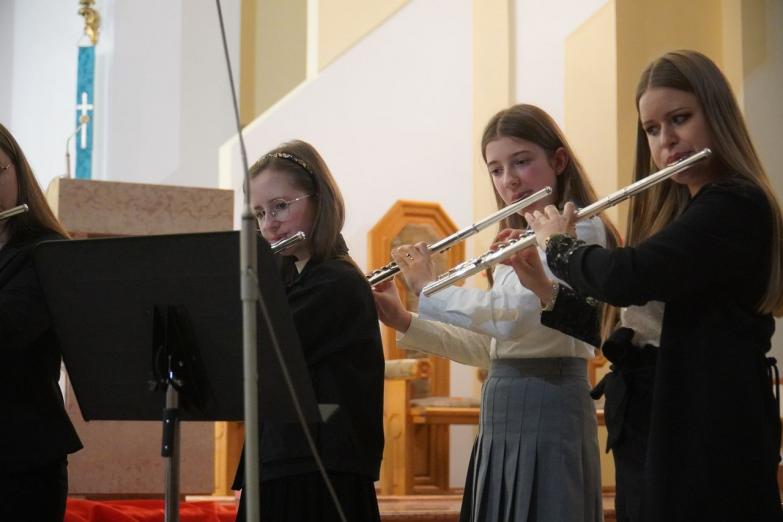 Ojczyzno ma… Koncert patriotyczny uczniów łukowskiej szkoły muzycznej